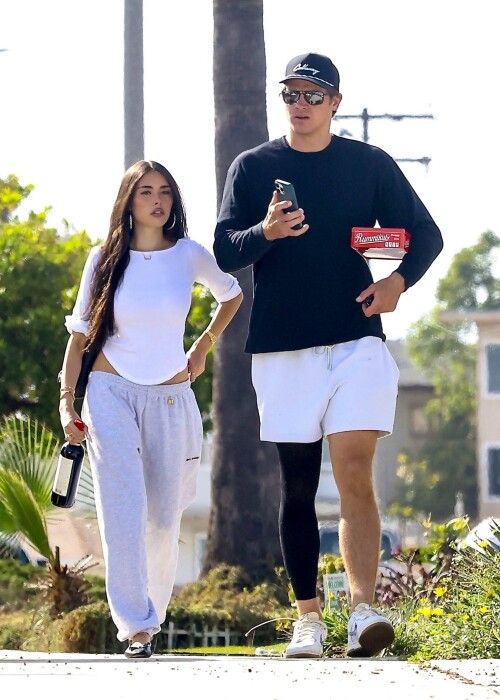 amadbwhitesdreds 2c7e411d3adf236d2