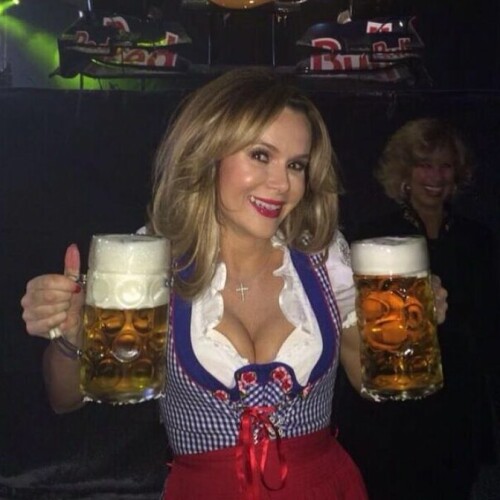 amandaholdenn 18812072 323073021457083 8518702370417278976 n