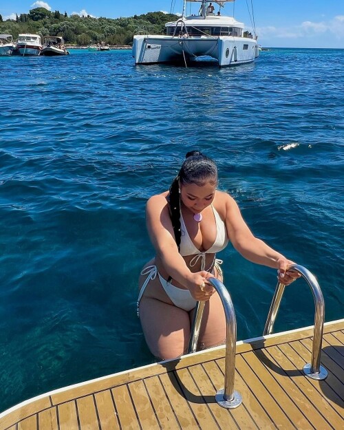 amielatisha 1187546239d4ce5b6a9