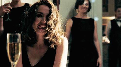 ana-de-armas-ana-de-armas-party8ce29e92787f7b8f.gif