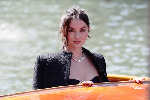 ana-de-armas-festival-de-venecia_r3b567ee9bf18489f.jpeg