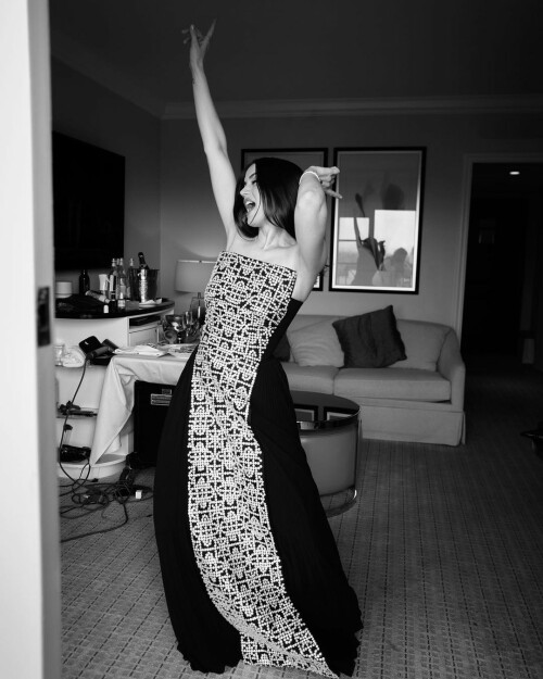 ana d armas 1673639995940