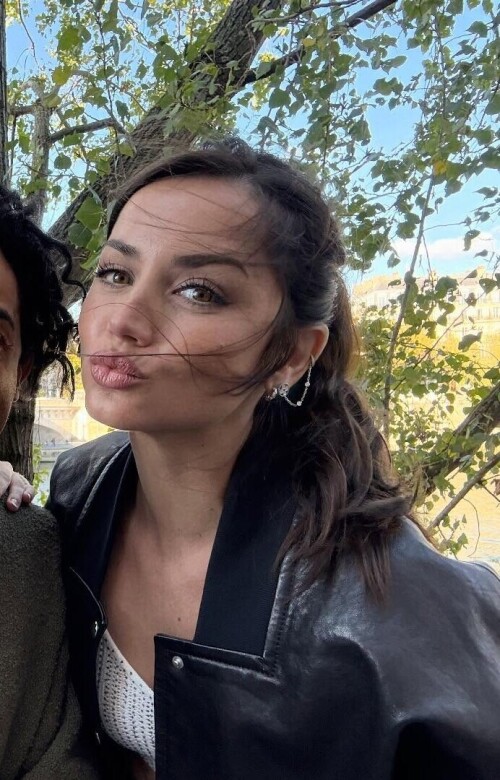 ana d armas 1759729592 3737205151745637160 14572581916d495acb6ace6b1