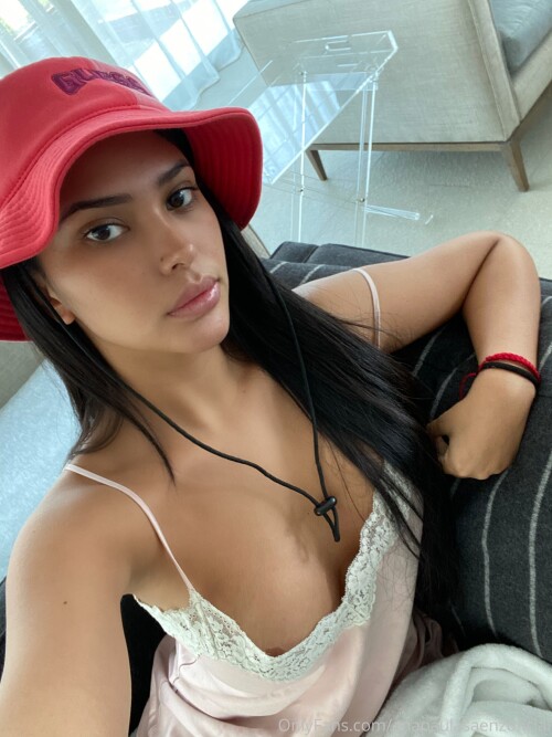 anapaulasaenzoficial 00288c21d25bb2ef40a7a