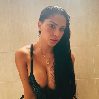 anapaulasaenzoficial_00344db9f3928aedd2d05