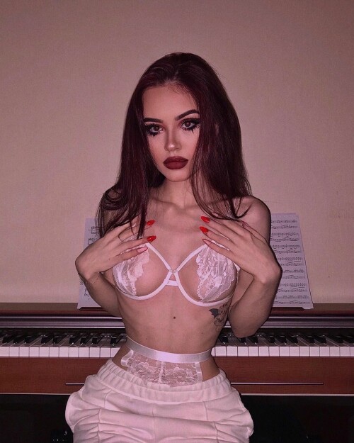 anastasiadostoevskaya 1683279028350