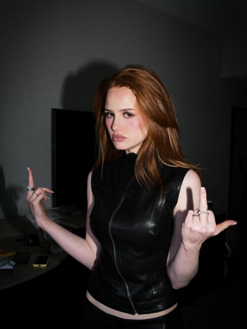 andiejjane 1753551724 3685381436445307344 8641913fdf1ffe3c3a7ce34