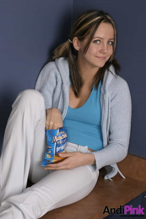 andipink04022 lgb8356d48e4caff61