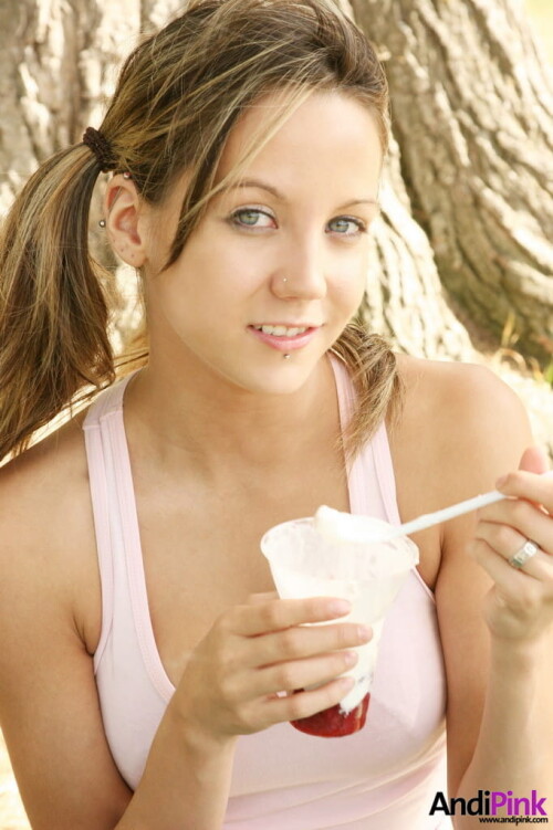 andipink12082 lgce0c5cc810bb2c7d