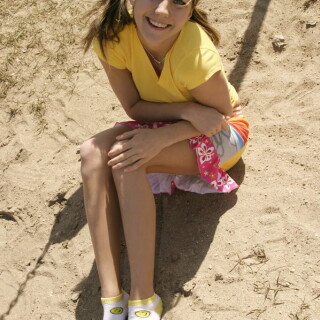 andipink12534-lg4c445d35bf6ba051