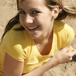 andipink12551-lg97813dcca4ca5b54