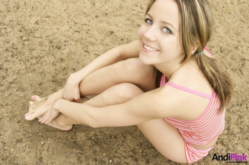 andipink13271 lg40ec251b9bed334e