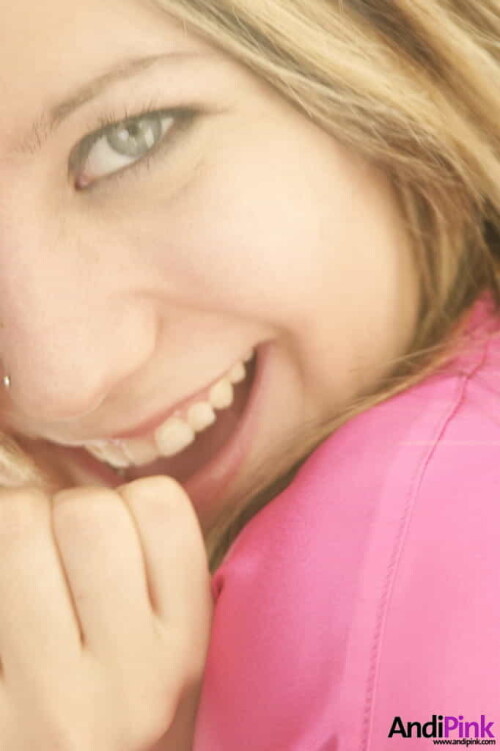 andipink13668 lg1e406ff1776657c8