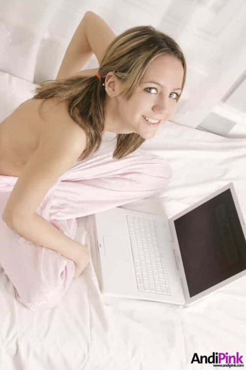 andipink13875 lg8999e8db83be2b08