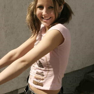 andipink14027-lg6582641f48b2b71e