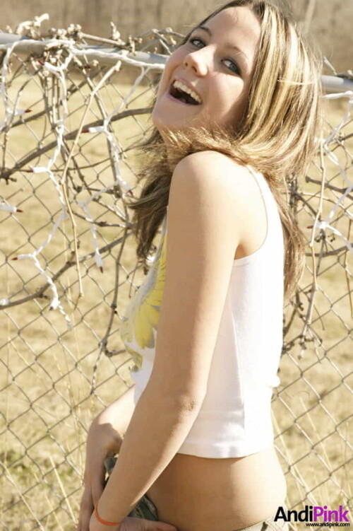 andipink14936 lg3f224b5ed2c5be4d