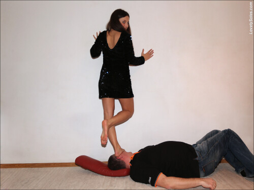 angelina l0364d49b74303911201