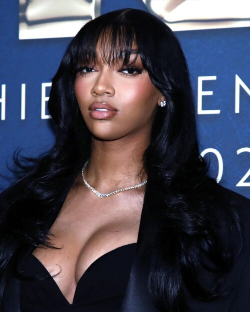 angelreese5 3516488688382544617s2024 12 5 22.23.895 story57d594402e67c924