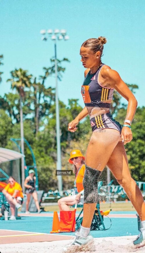 anna hall usa track v0 c9jehg1cl7uc12b12e0dd7e3be308