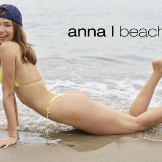 anna-l-beach-lover-board65d3ce6644ba89cd6f06e4554b79d69d