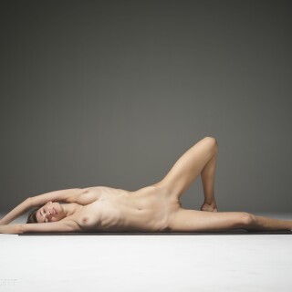 anna-l-nude-charm-20-14000px6d7a1c99660b1864