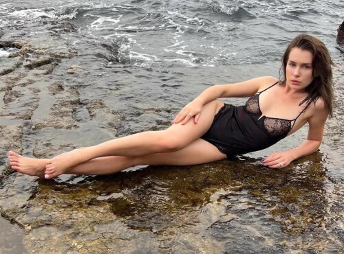 anna maria sieklucka v0 tygll5b4a4yb168109bc8389f05cc