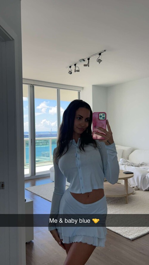 annalouaustinn 2025 08 12T19 35 02b159f0167da10f7e