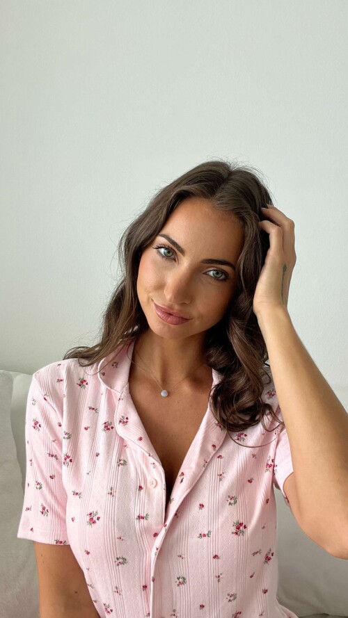 annalouaustinn 2025 08 20T22 48 4920c15006cd652e08