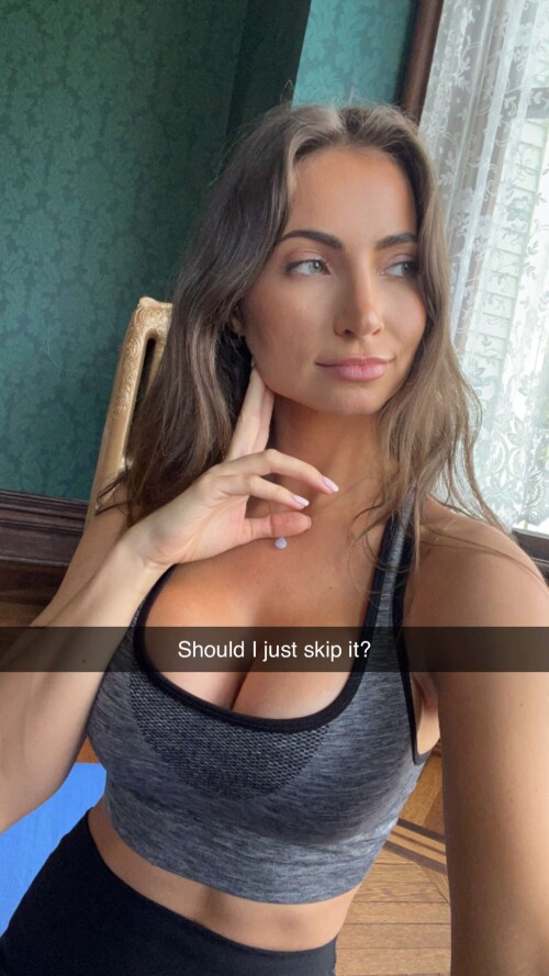 annalouaustinn 2025 08 30T21 45 30077a8b5ee1bf2e0a