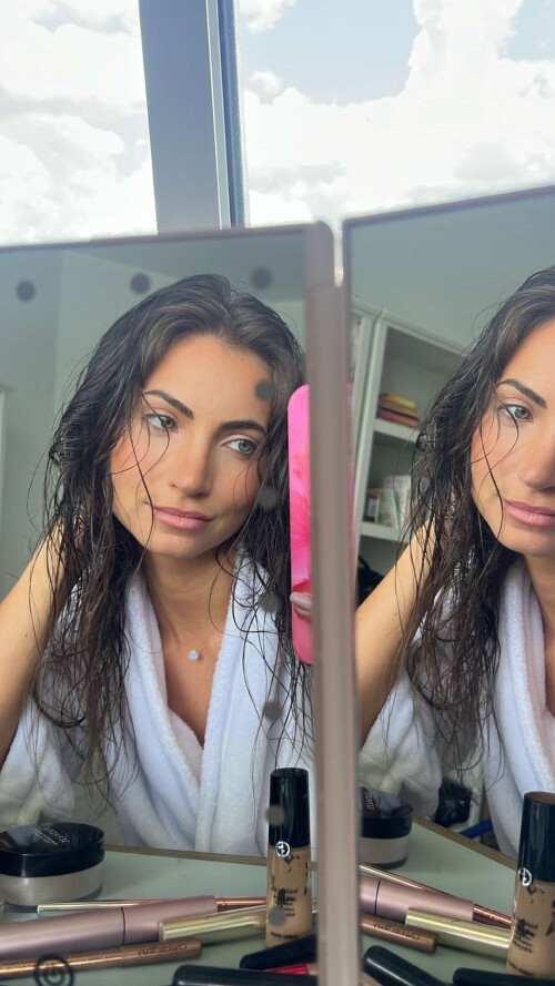 annalouaustinn 2025 09 13T19 01 5045fda4fb8d557d84