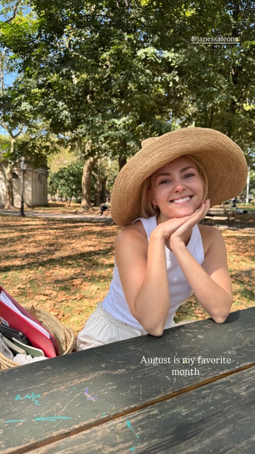 annasophiarobb 20250808 0001900cfc394f8b9af0