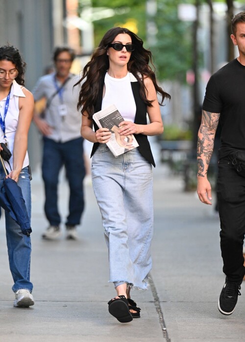 anniget67d 4037bd96d28d03117