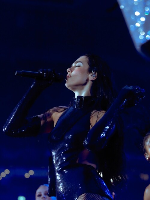 anonimostory.com Instagram dualipa 3662720426543789645 123311952642bc201f9d0554