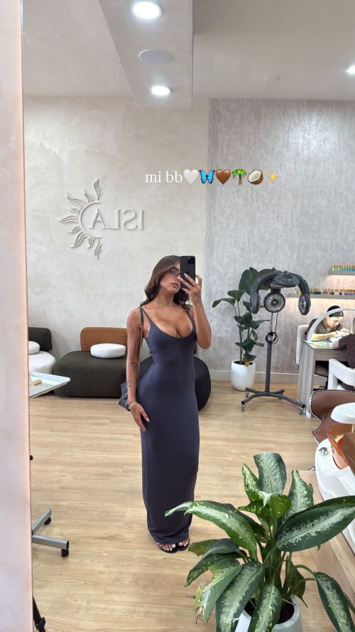 anonyviewer.com Instagram isabella.ladera 3729075024155478069193a46de33d28f1a