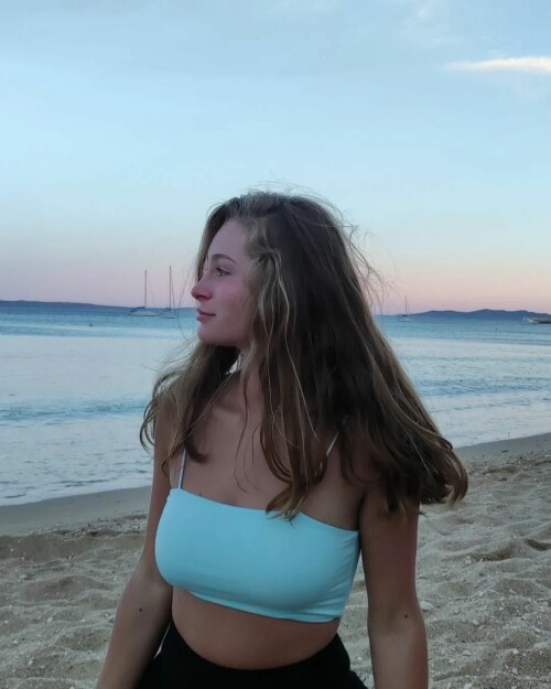 anthea_bertrand_20220409_14863af048b272acc8.jpeg