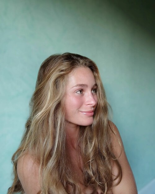 anthea_bertrand_20220409_4876e0119267b012b7.jpeg