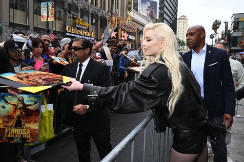 anya 116eee34ec63b00db4