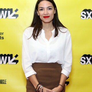 aoc0975b6c2a1a707f9b9