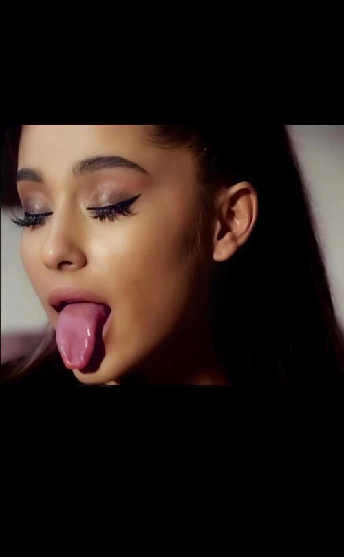ariana grande mix v0 utqe9v3wva4a1cc4ef5ea1274a53f