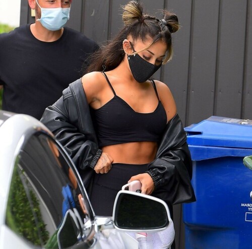 ariana grande 0104b6a970cc226aa8c7