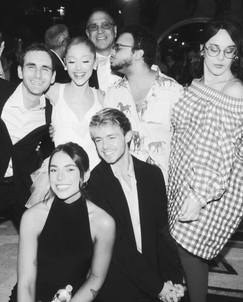 arianagrande 1731275623 3498515956316772452 7719696be19edb4f3399dec