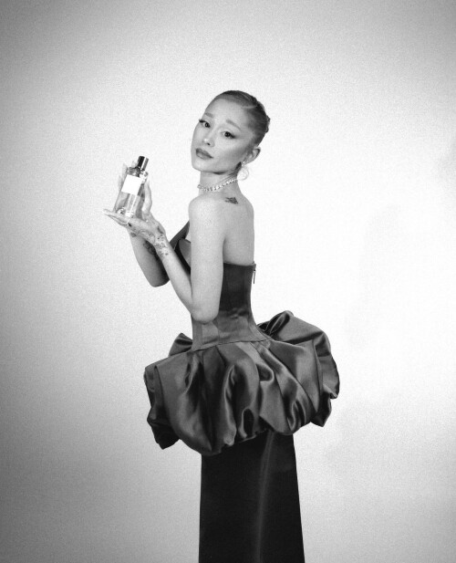 arianagrande 1731706427 3502129799915892943 7719696d671ca22c47a97c5