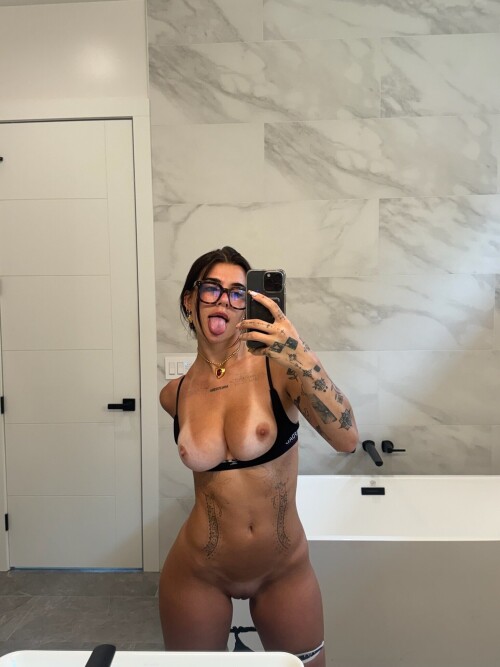 arikytsya 6333272617910 source 10cb710bbcd5a51f31