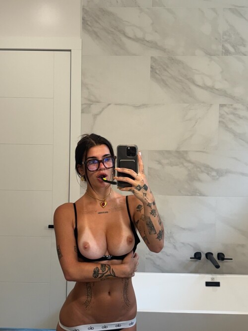 arikytsya 6333272617910 source 13ebba588554c847f3