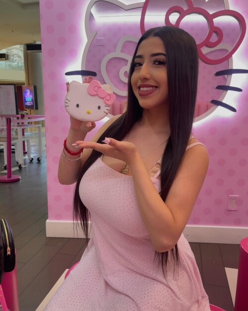 ashleyarambulaa C pKm0nRl9B 104849f5aad141ca1