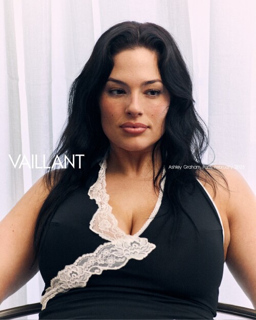 ashleygraham 20250405 201456 3055722331918bc47aff541cb0