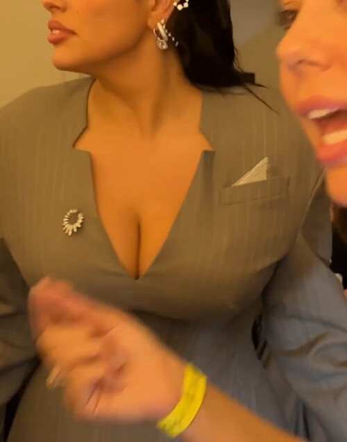 ashleygraham 20250523 034414 3346571287h4ebb5b0e26cd58e3