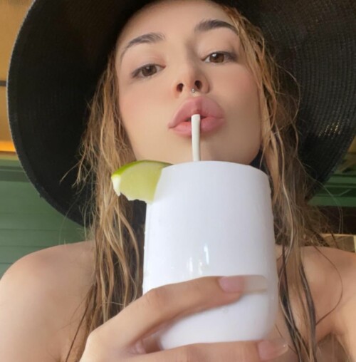 avamax 320406605 128488893424413 1853388246752743387 n