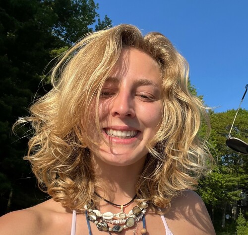 avatar 65895b8550cfa0932e