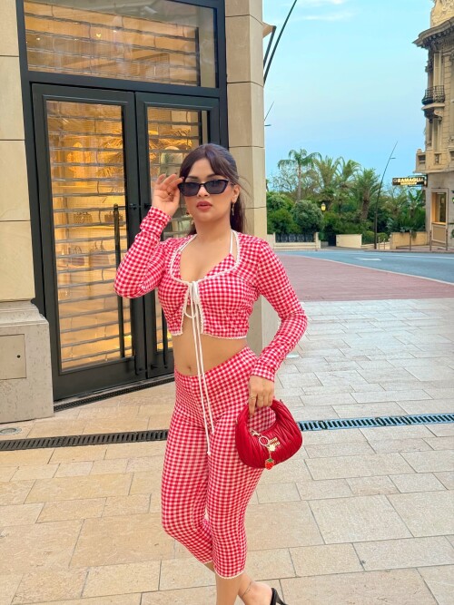 avneetkaur 13 20250715 00214969137d8f3b3f3f